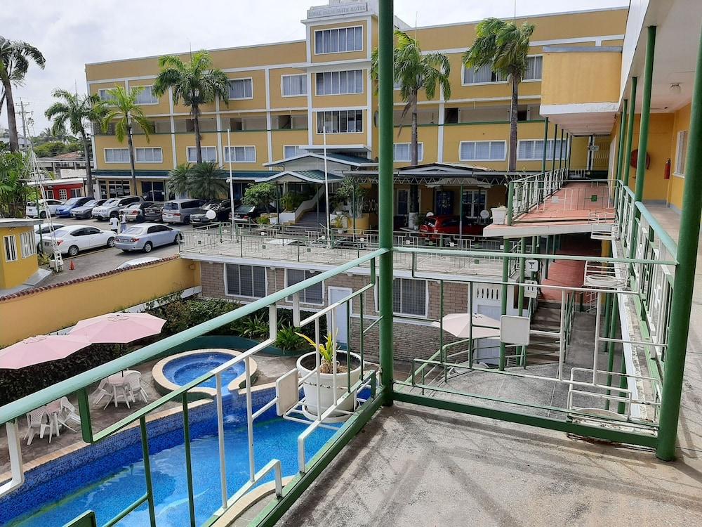 Royal Palm Suite Hotel Dibe Екстериор снимка